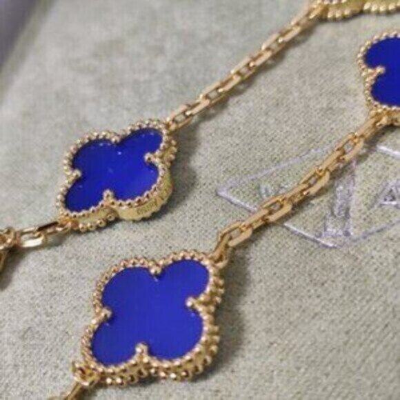 Stunning Lapis Motif Bracelet in 18k Gold by Van Cleef & Arpels - Picture 5 of 5